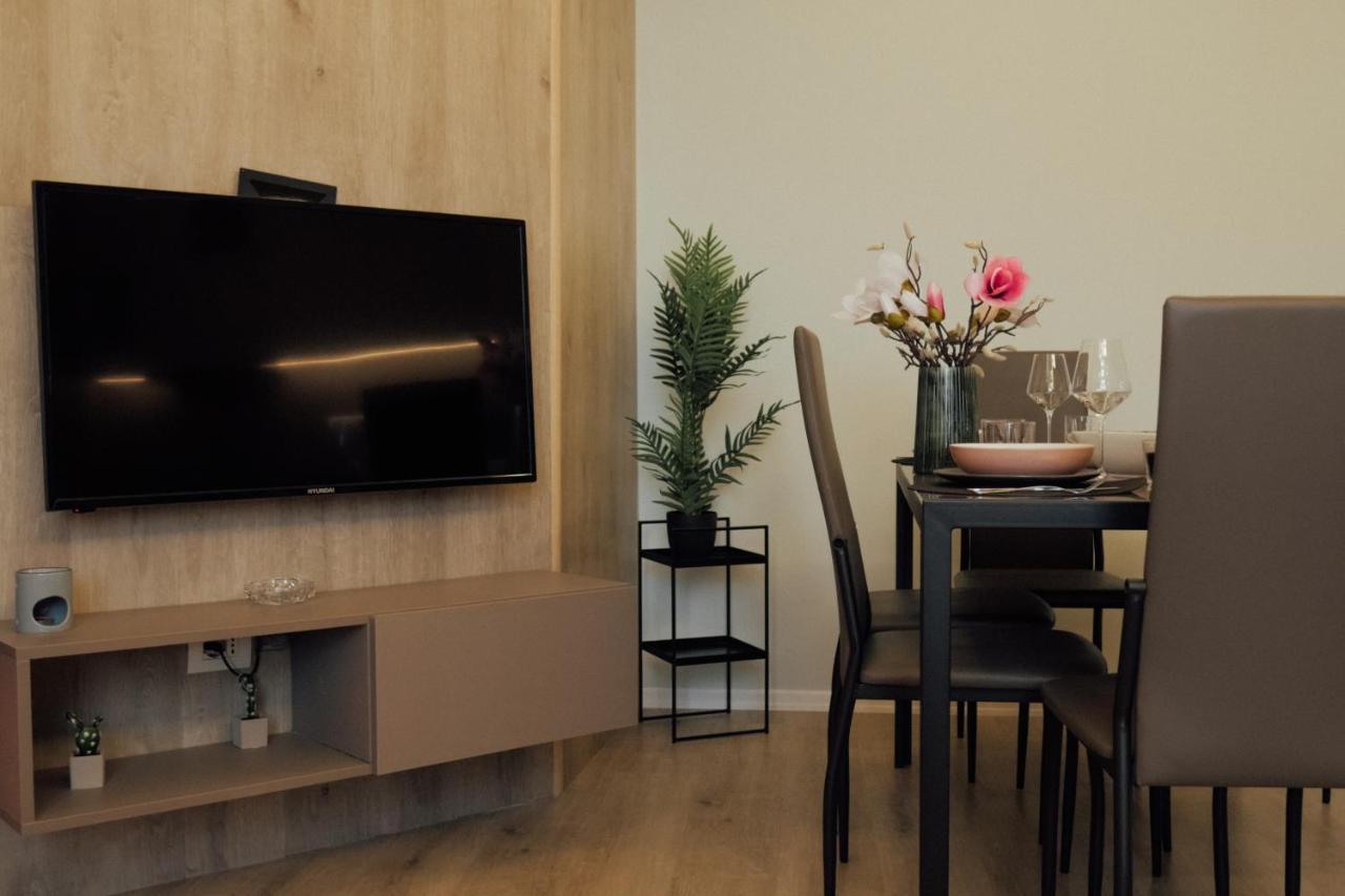 Newly Renovated Apartment Tiranë Eksteriør bilde
