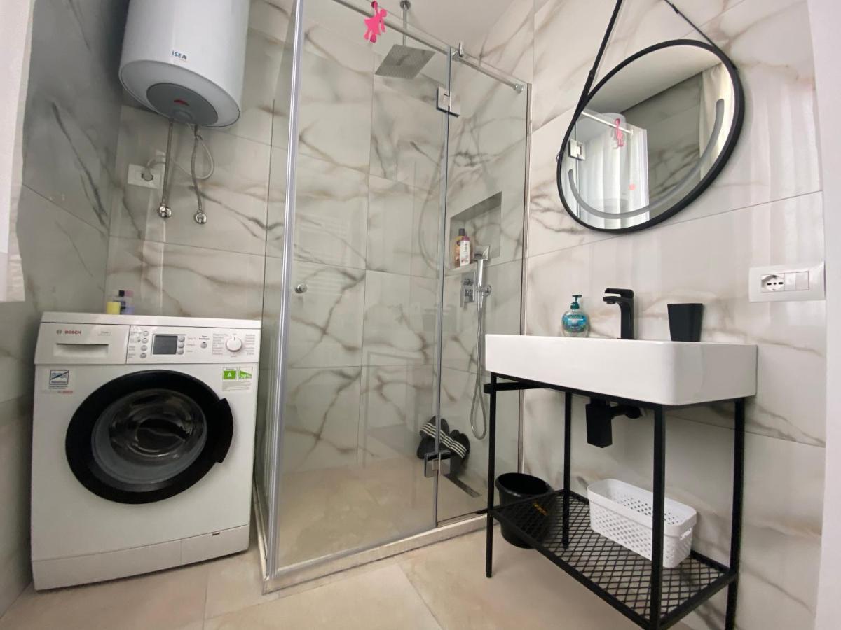 Newly Renovated Apartment Tiranë Eksteriør bilde